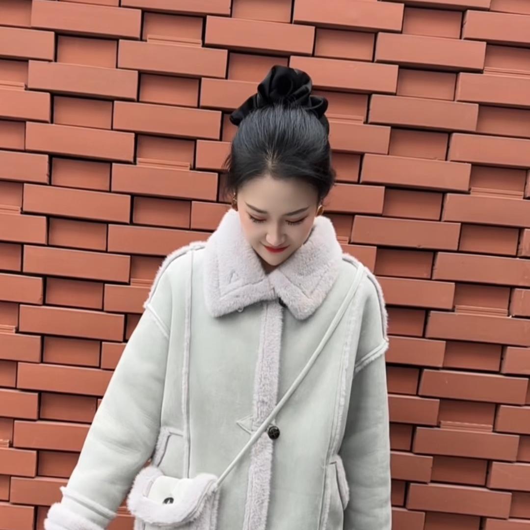 蕊越女装工厂