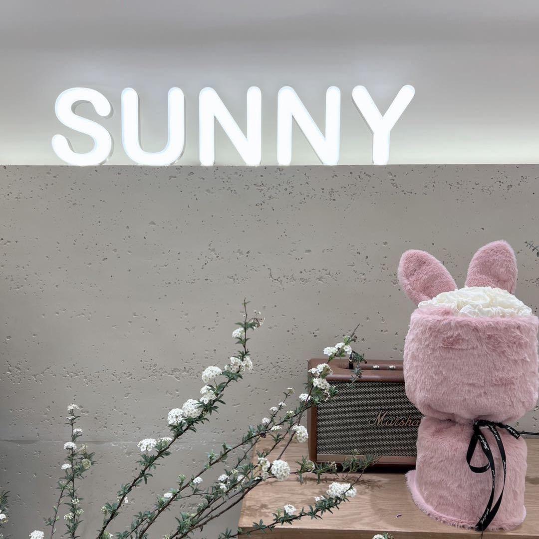 SUNNY服装店