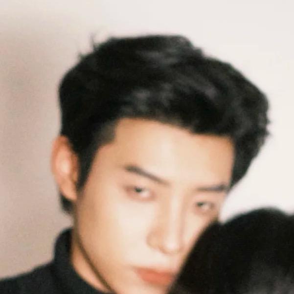 再见还能红着眼