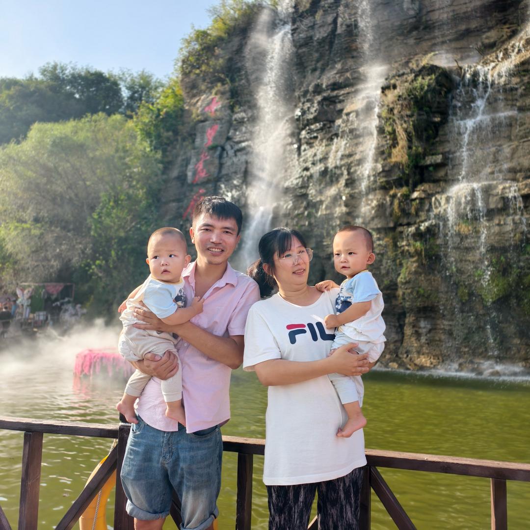 - 珑^ǒ^（带娃中）加油