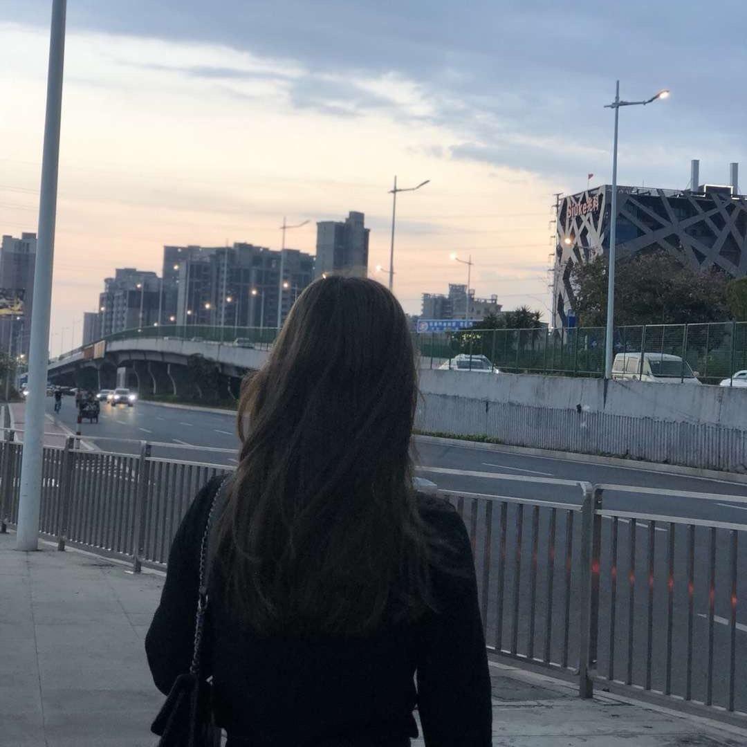 睡个早觉💭