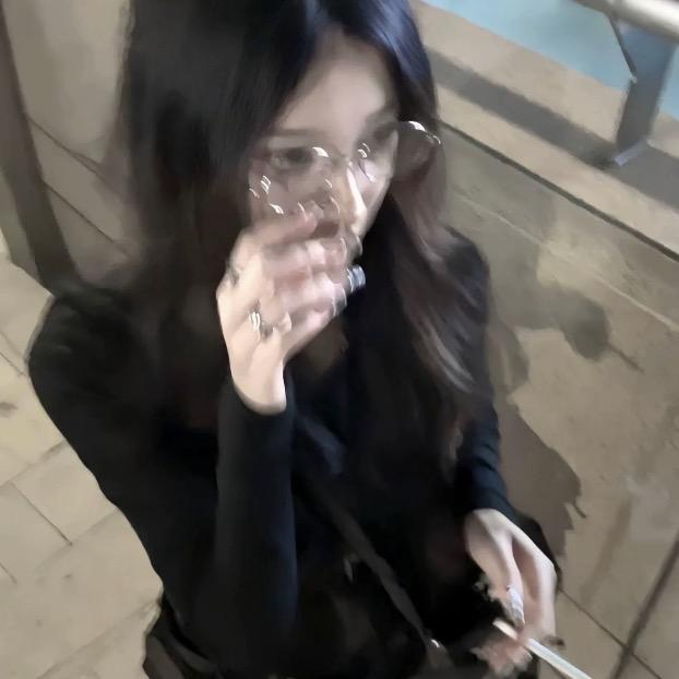 凌晨四点🍟🍍（养小号版）