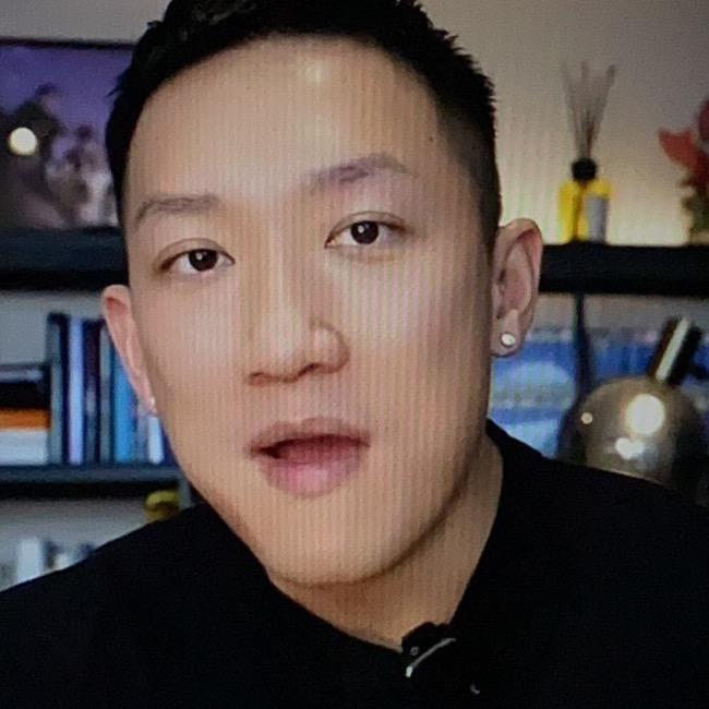 轻舟已过万重山