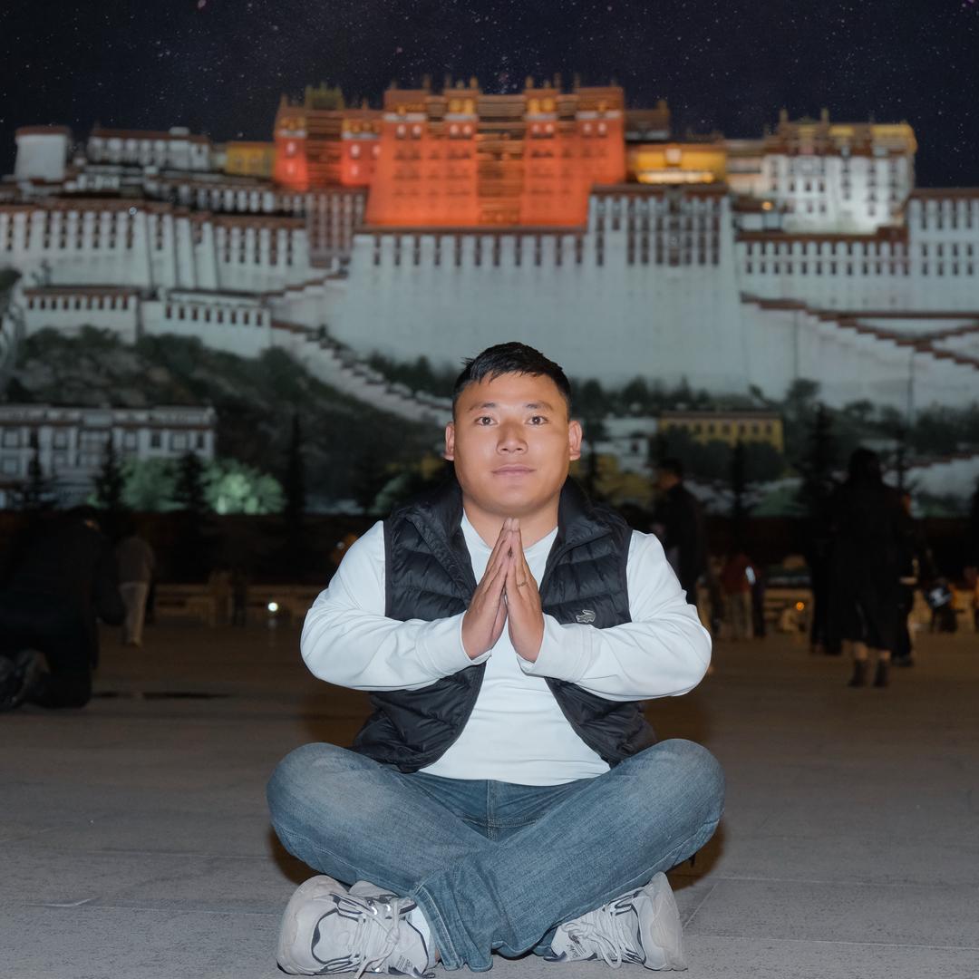 普帕尔仓思嘎穷