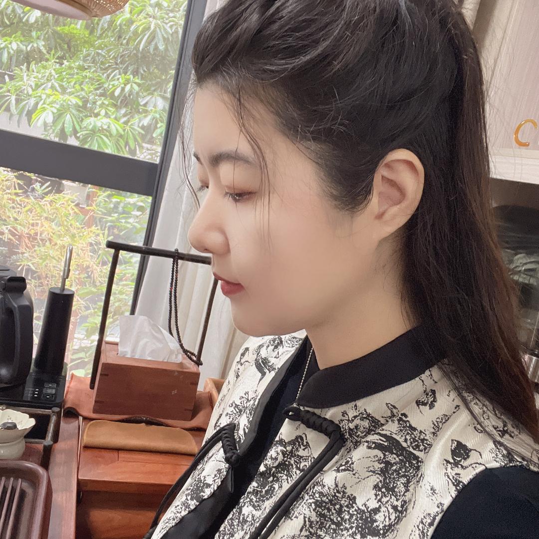 半盏清茶寄流年