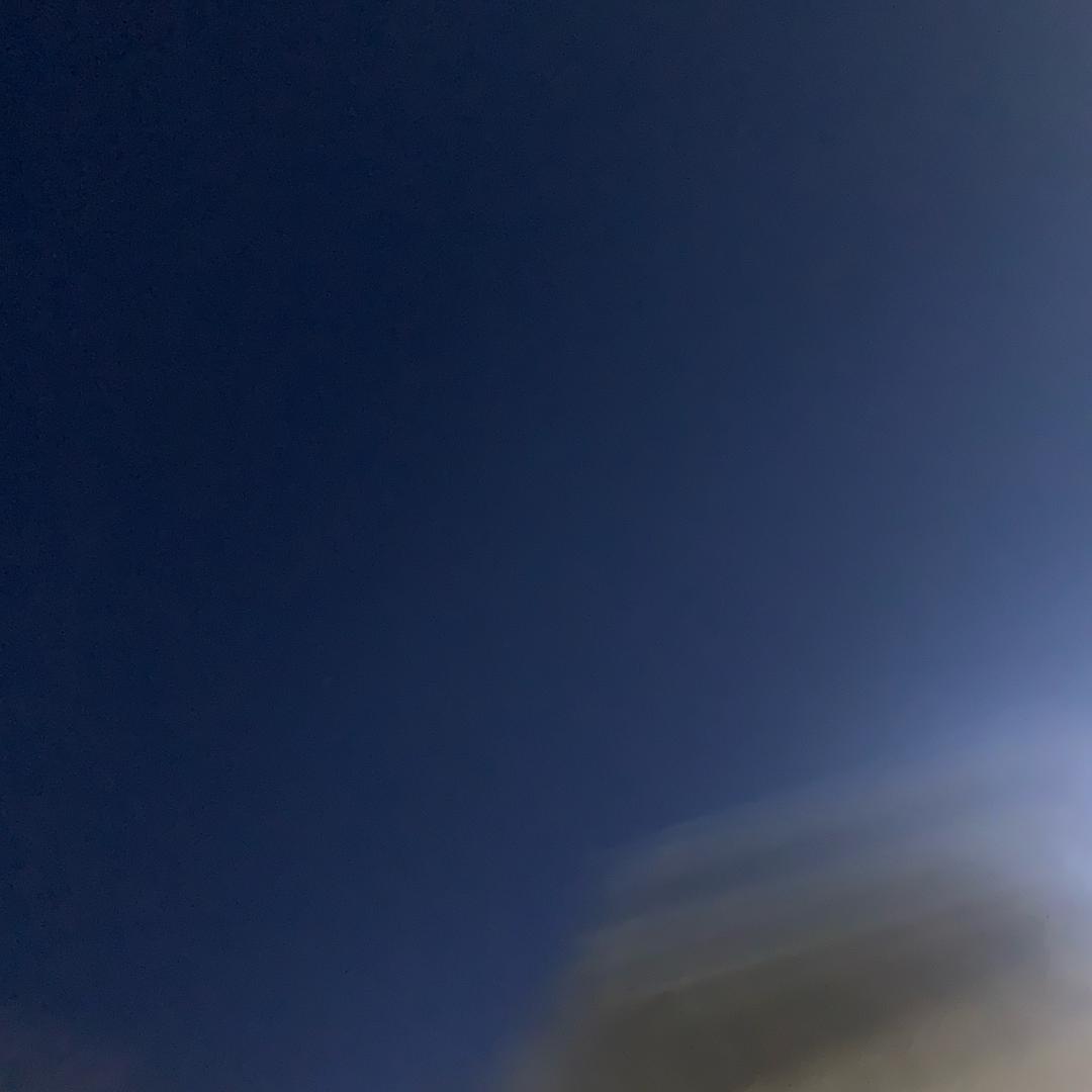 铭铭