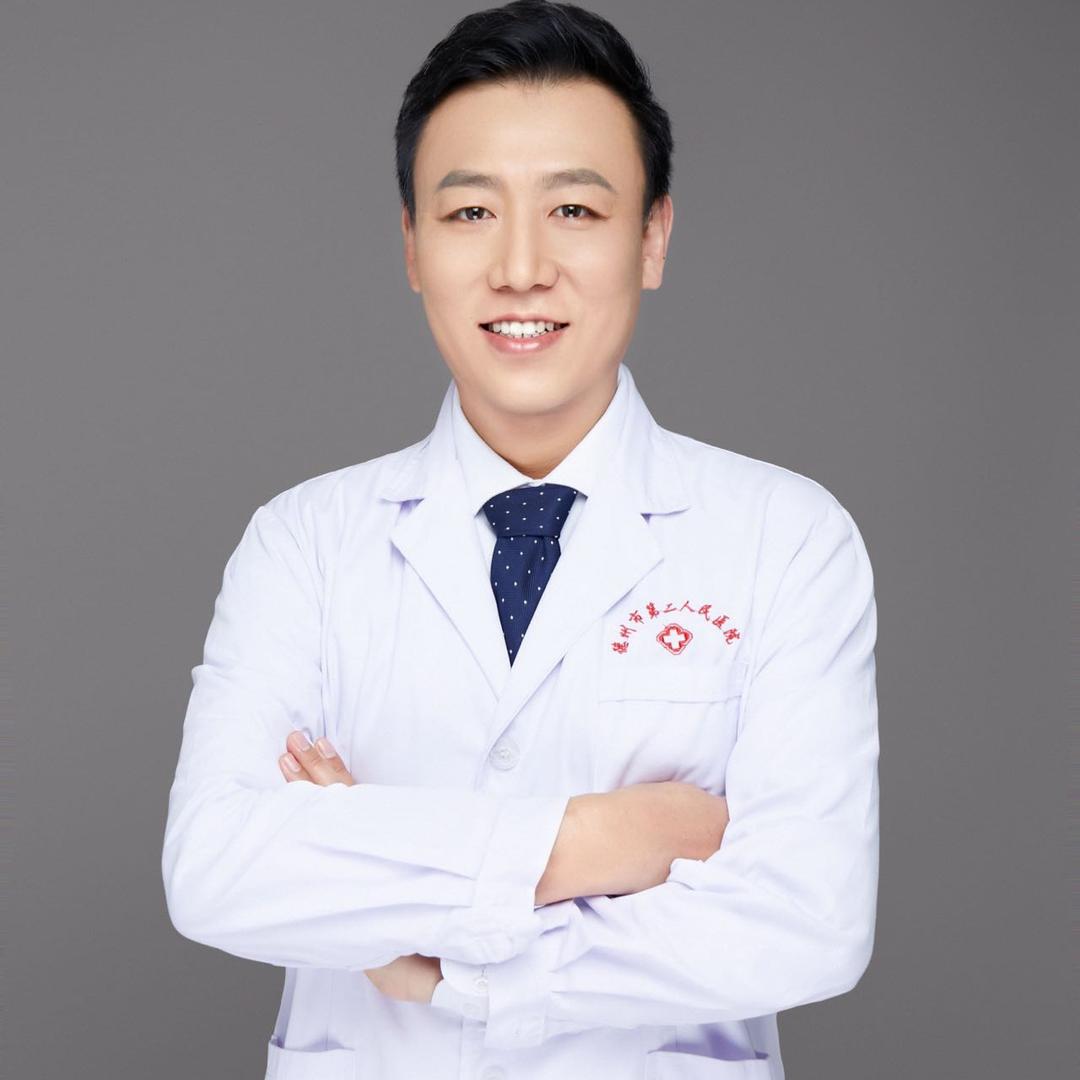 袁超乳腺外科主任