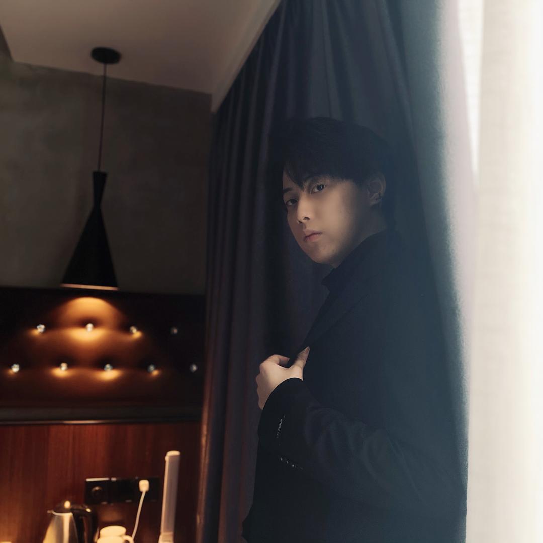 杭州女装设计师星烨