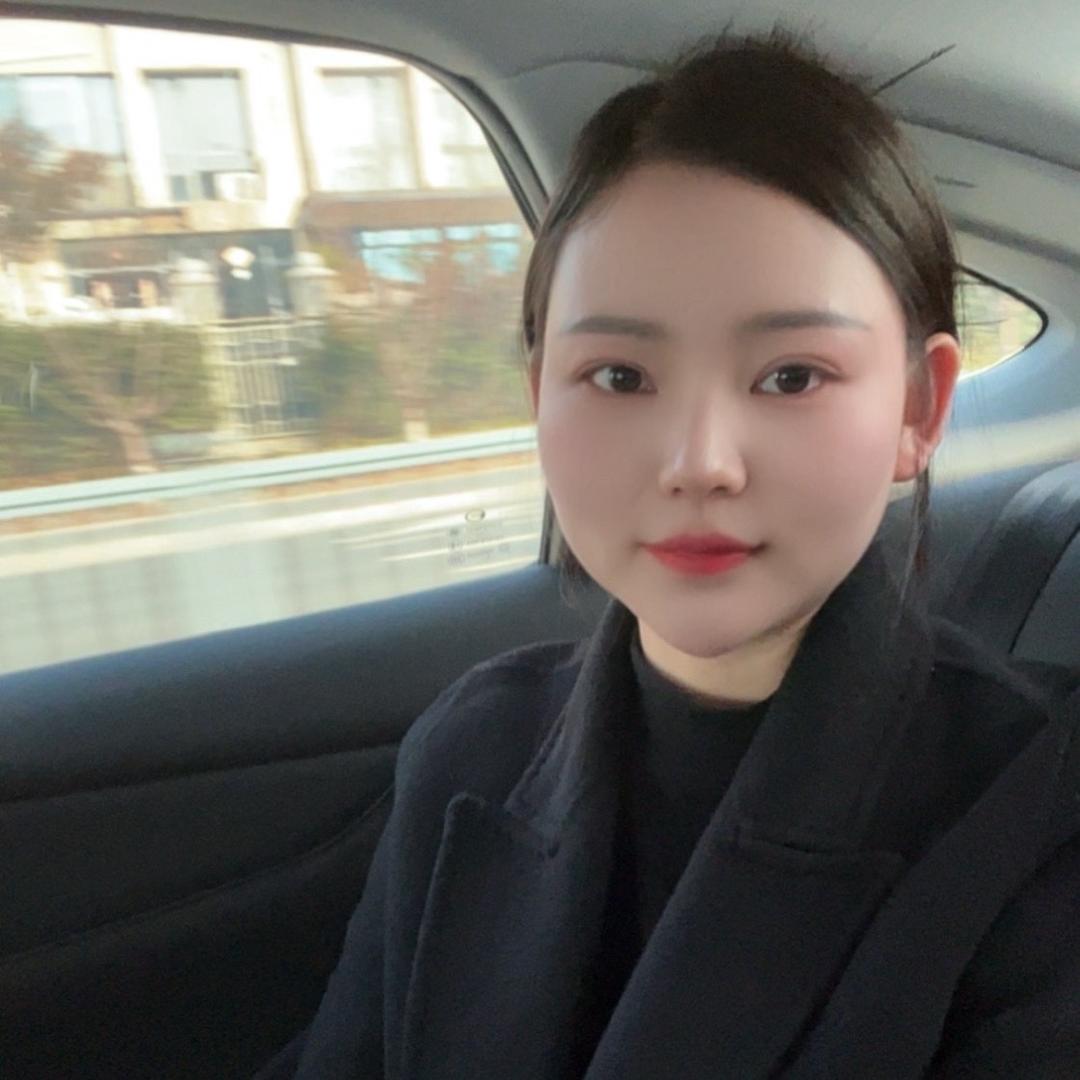 盼盼吖