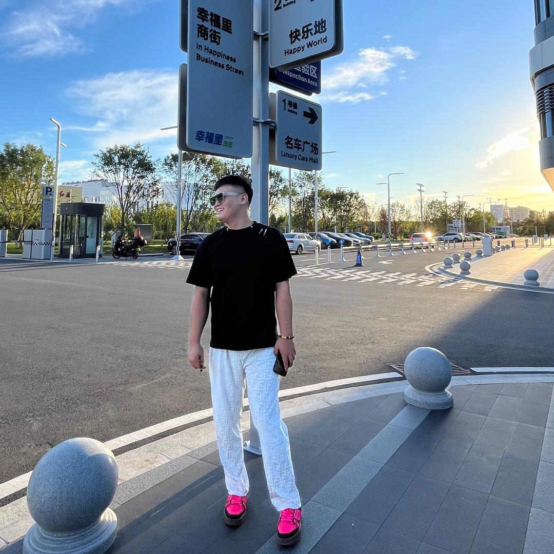 大g