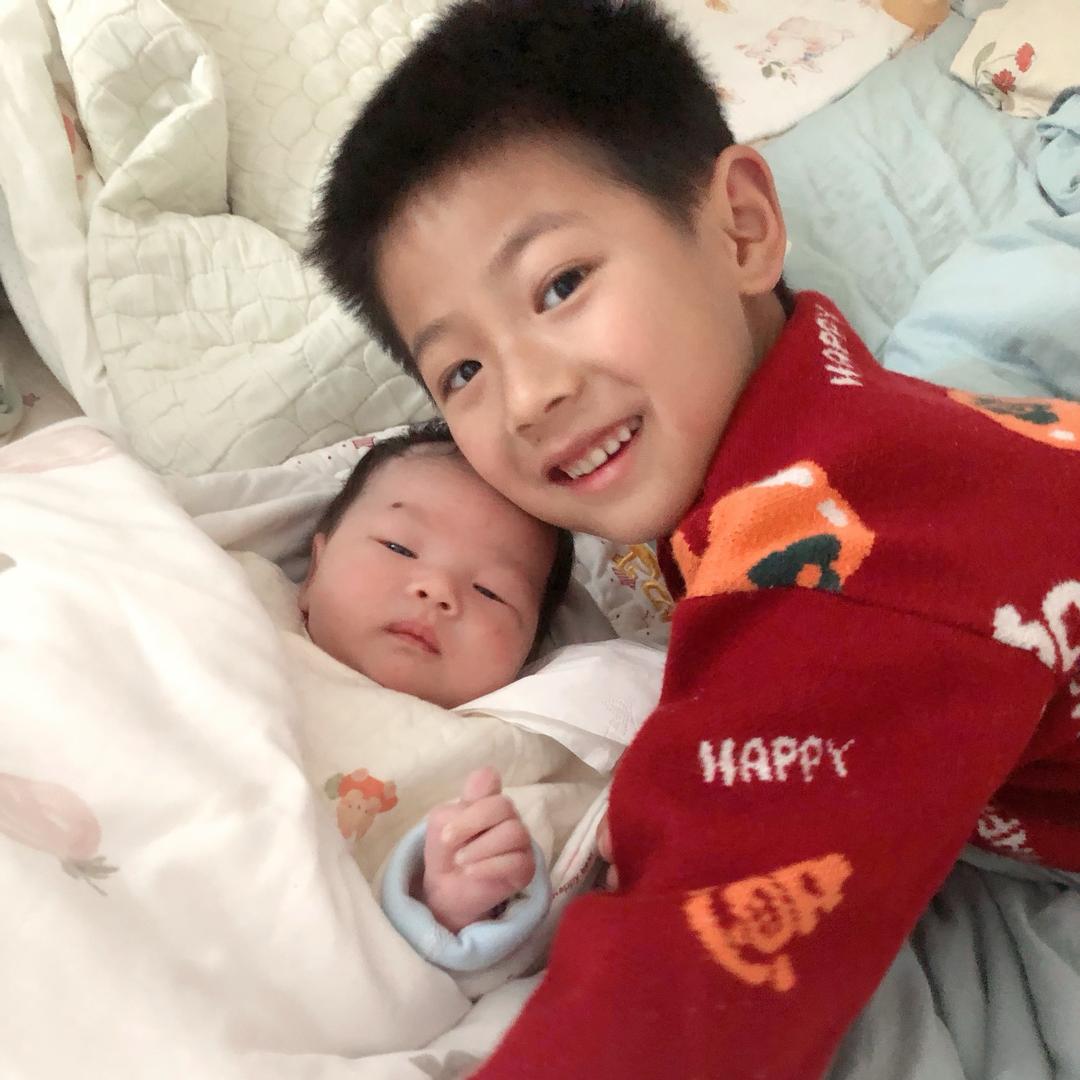 哎呦和嘟嘟呀！