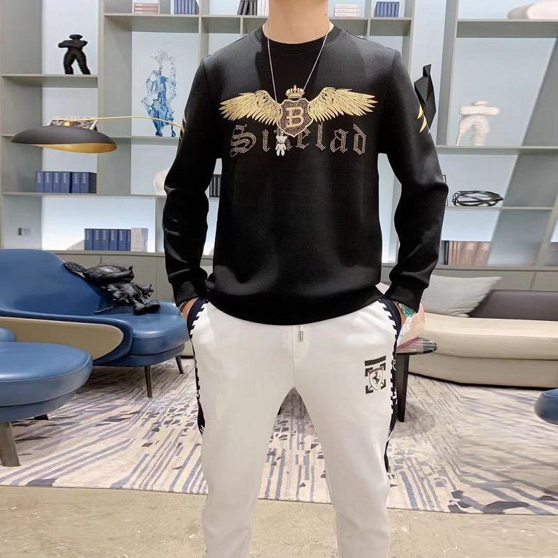 老爷车高档服装店