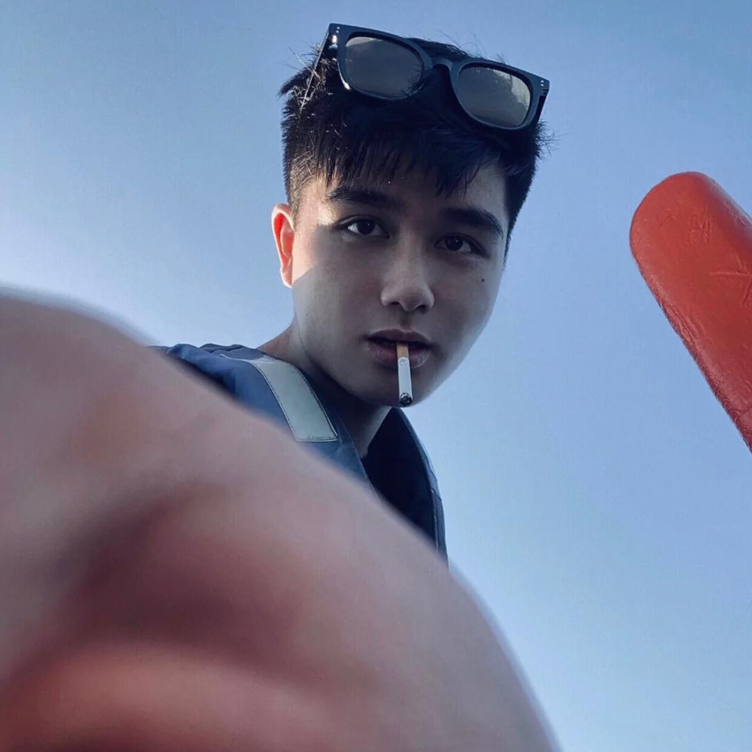 给你一滑铲