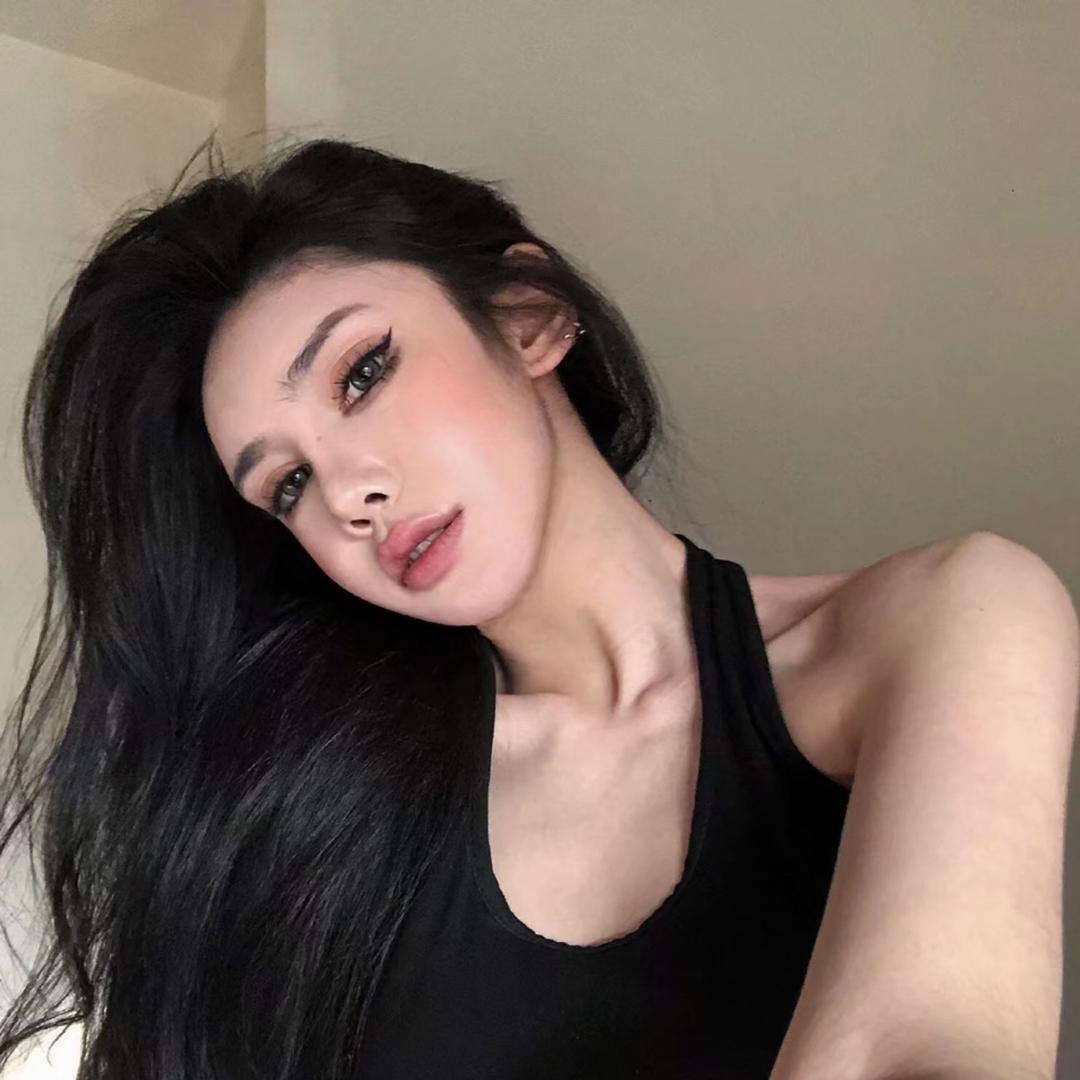 欣欣爱睡觉🧸