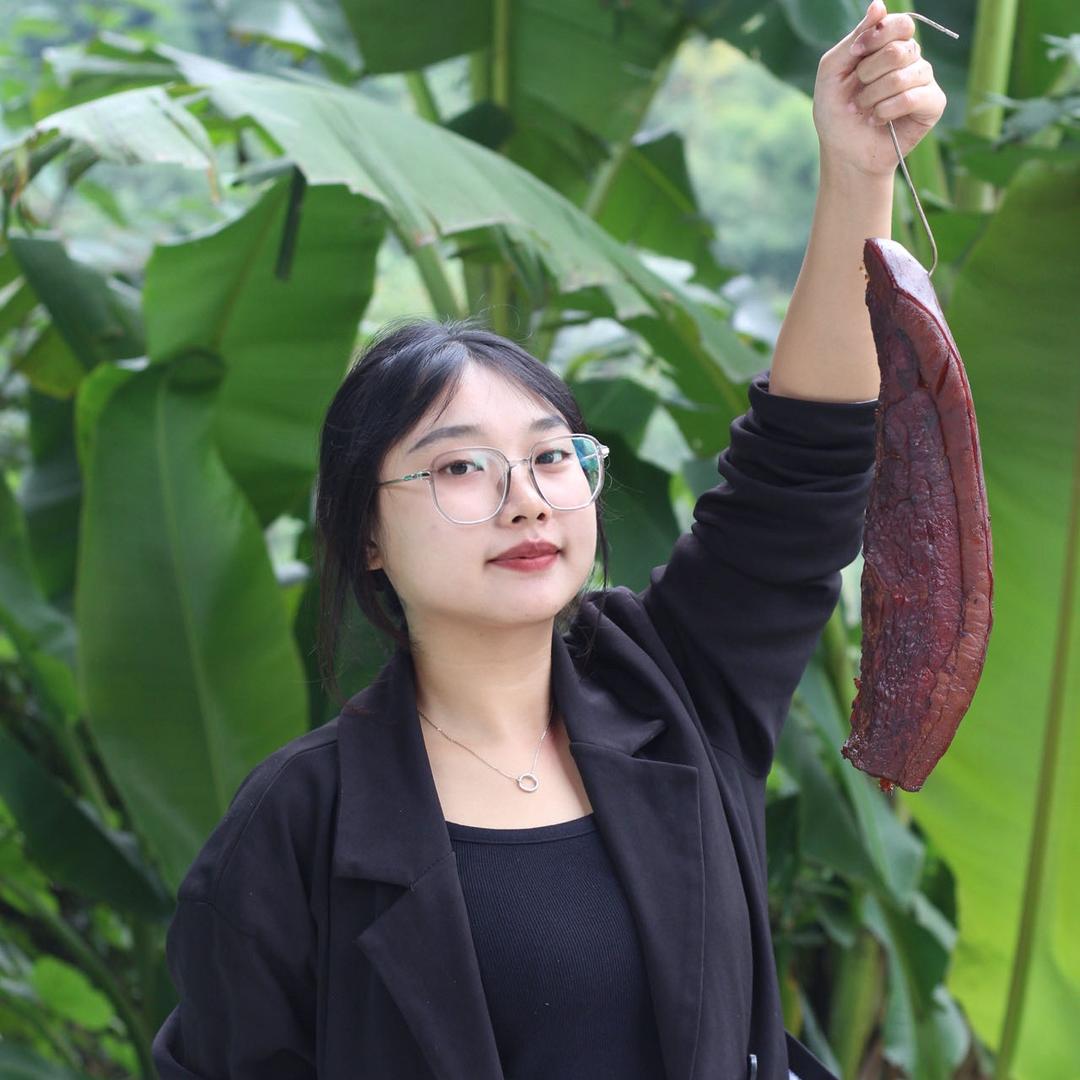 小王卖腊肉
