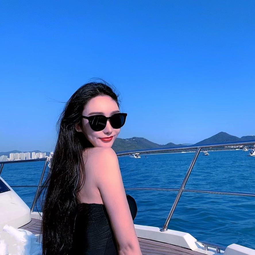 开茶楼的莹老板