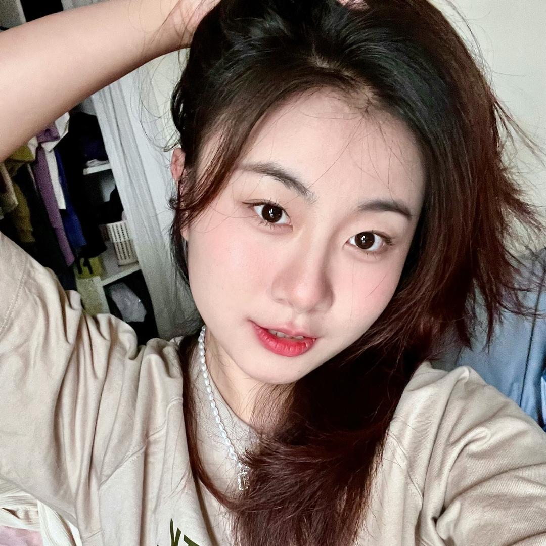 “菲菲卖衣服很ok”