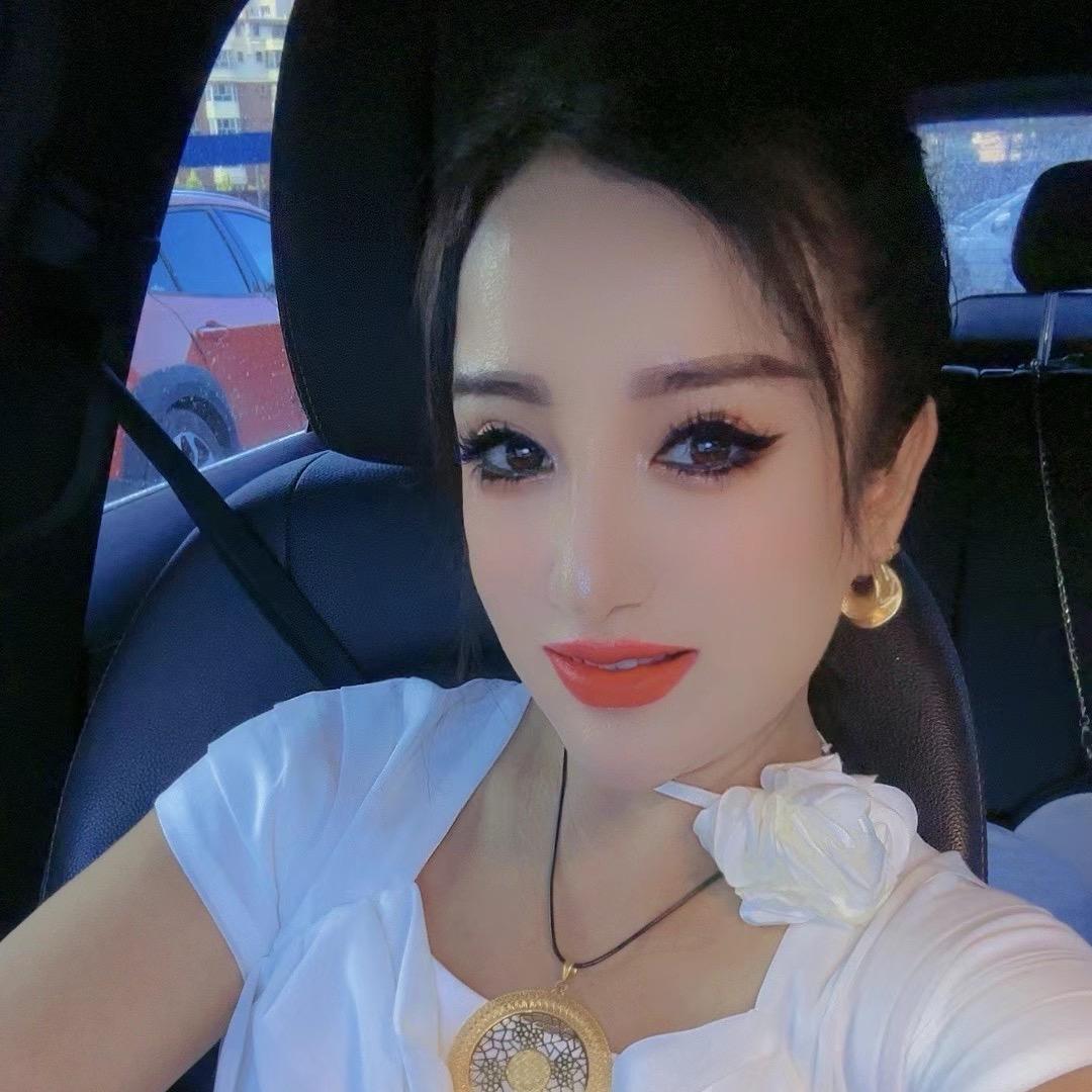 NAZNA 娜资娜品牌服装