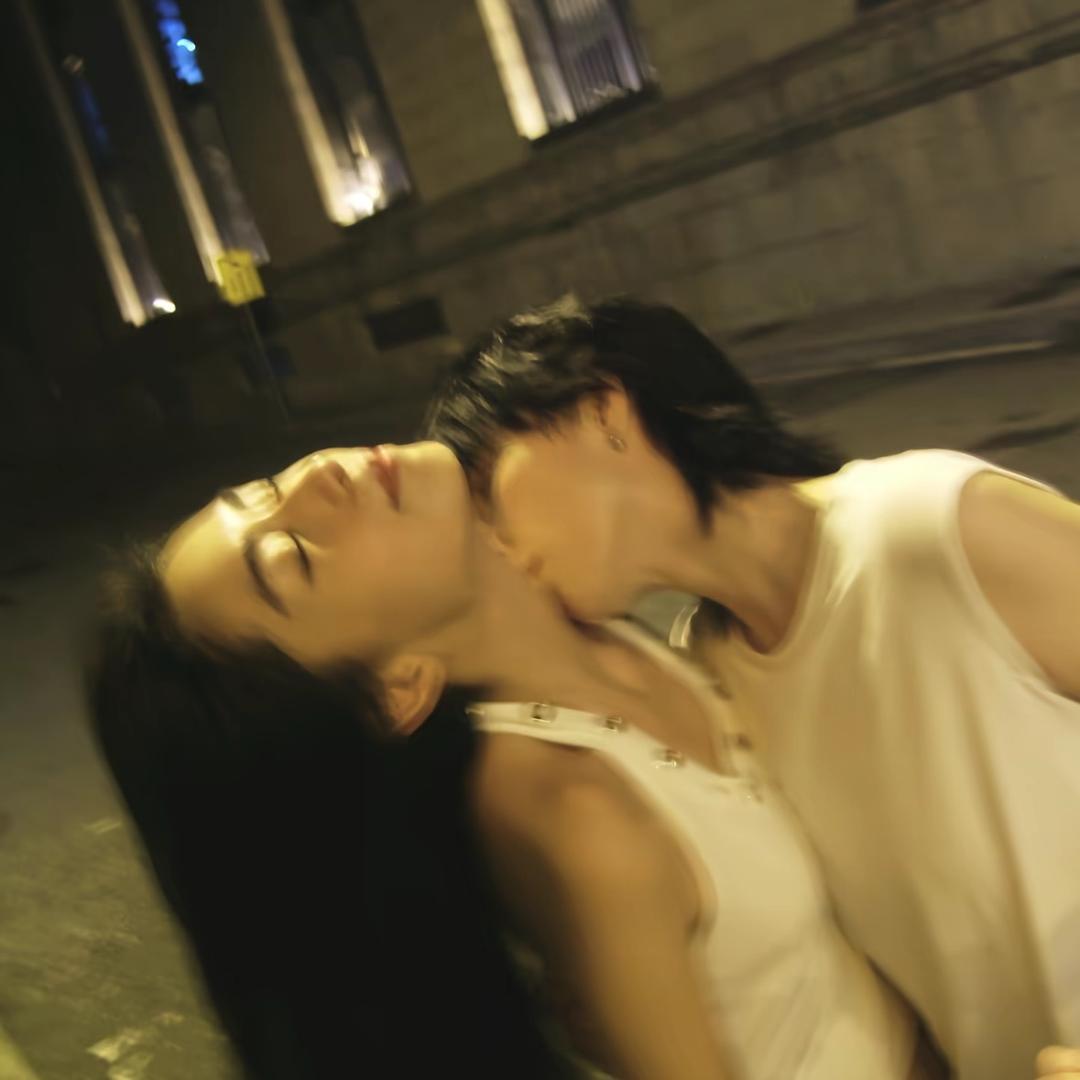 白白
