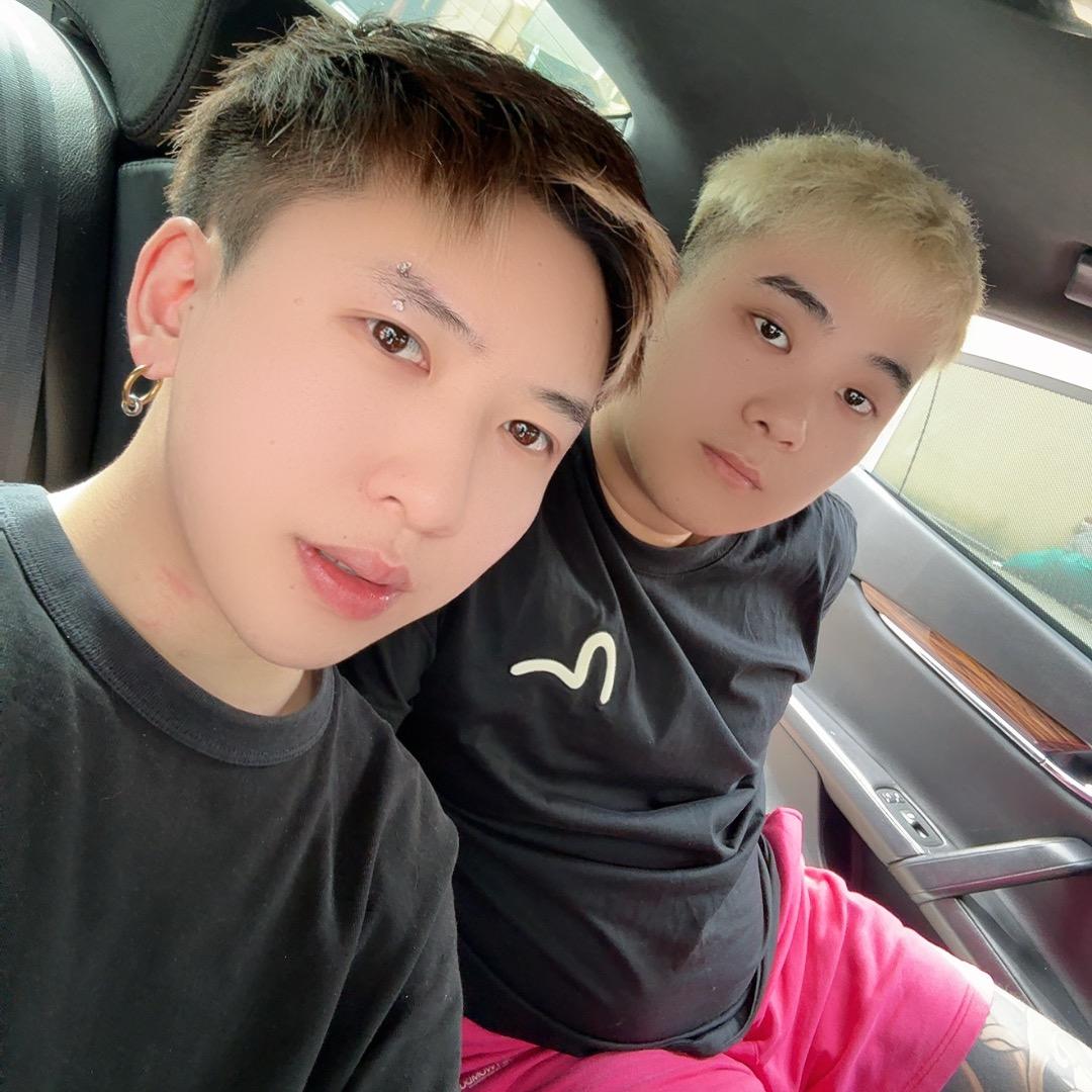 JJ兄弟👬（佳博_金左）