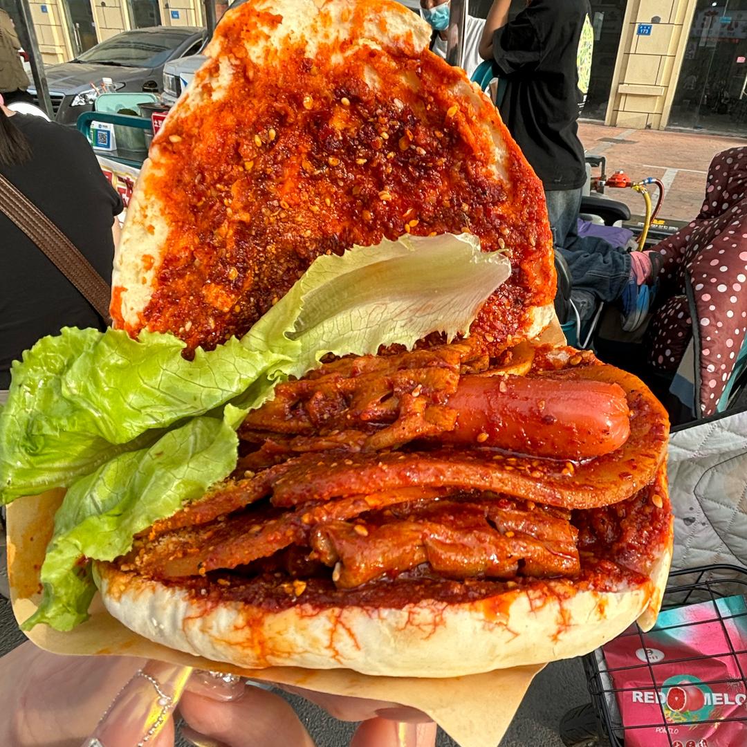 虚线首家 香辣土豆片夹馍