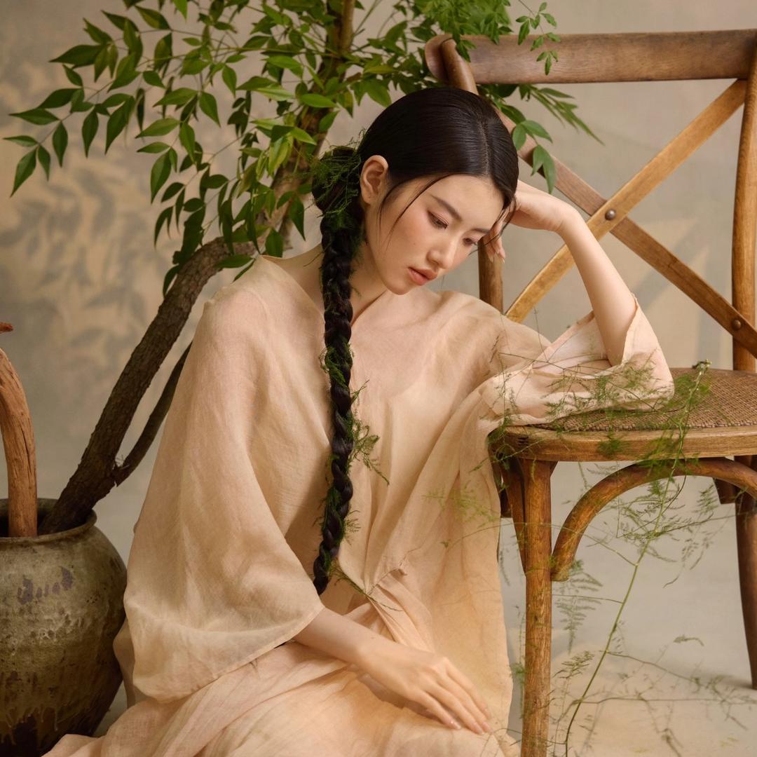 花萝高定服饰