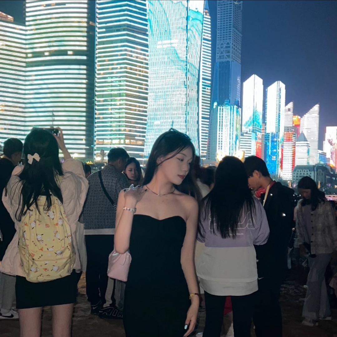 失眠小泡芙ᐝ