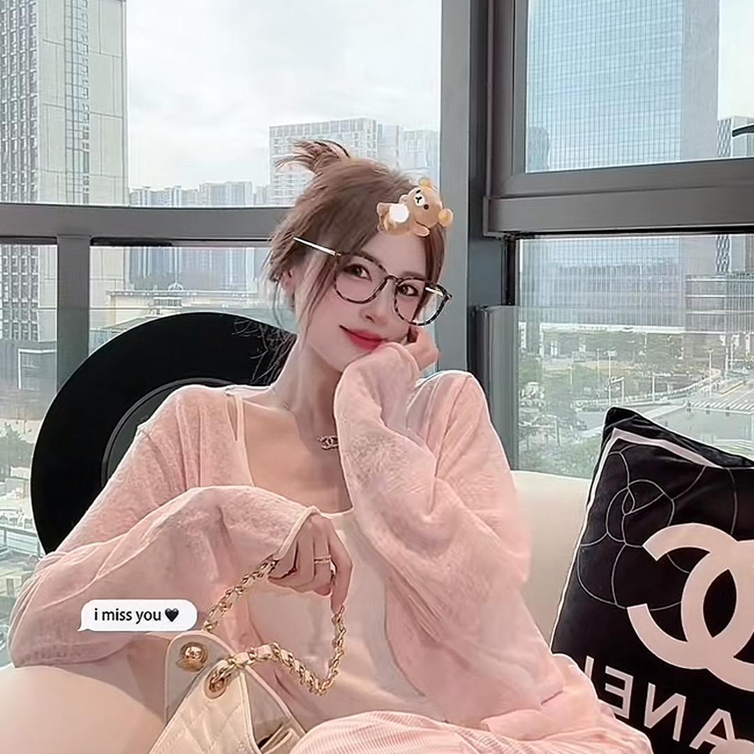 露露lucy（穿搭日记）✨