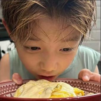 一刀捅死我的天真