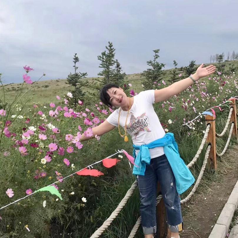 黄岛区红云时装店