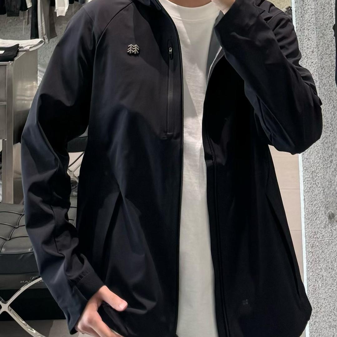 珊珊简约潮流服饰店