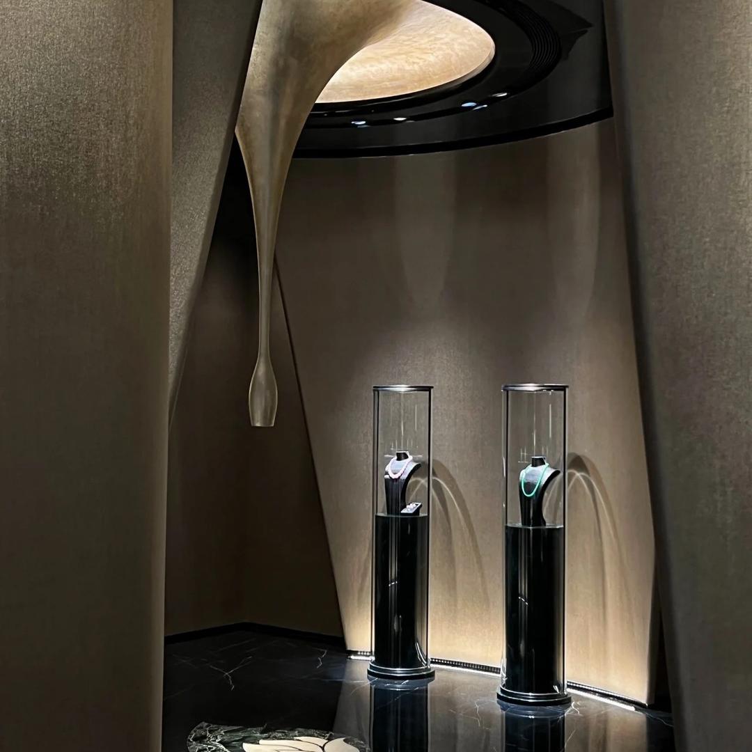 D                D退