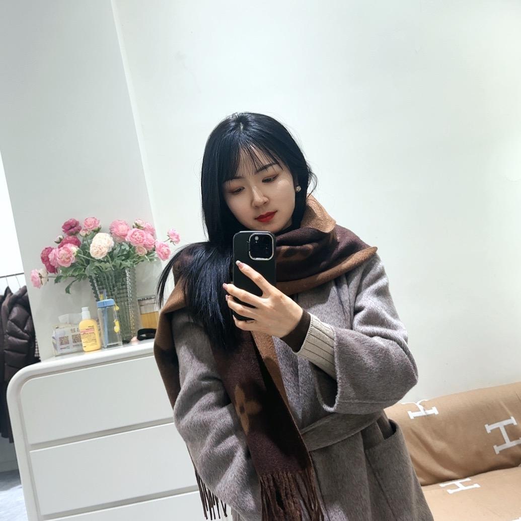 鹏泰——卖车的李小姐姐