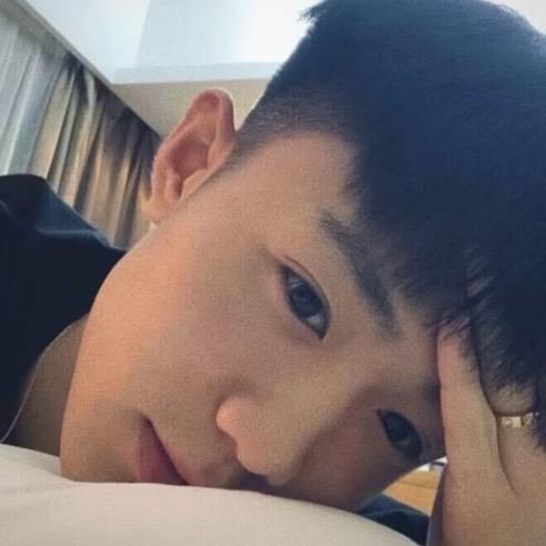 ⚜️小帅⚜️
