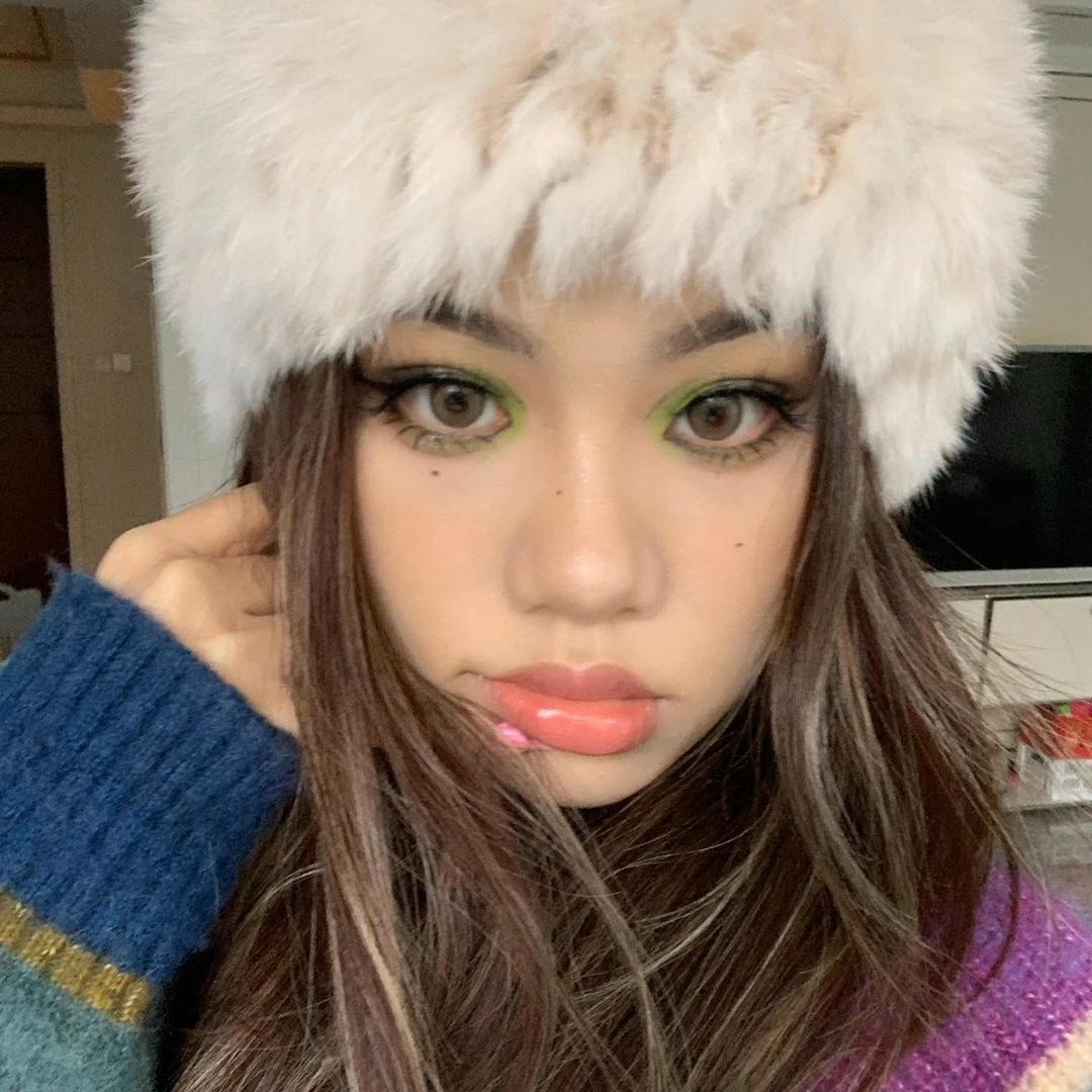 大头蛙蛙喝美式