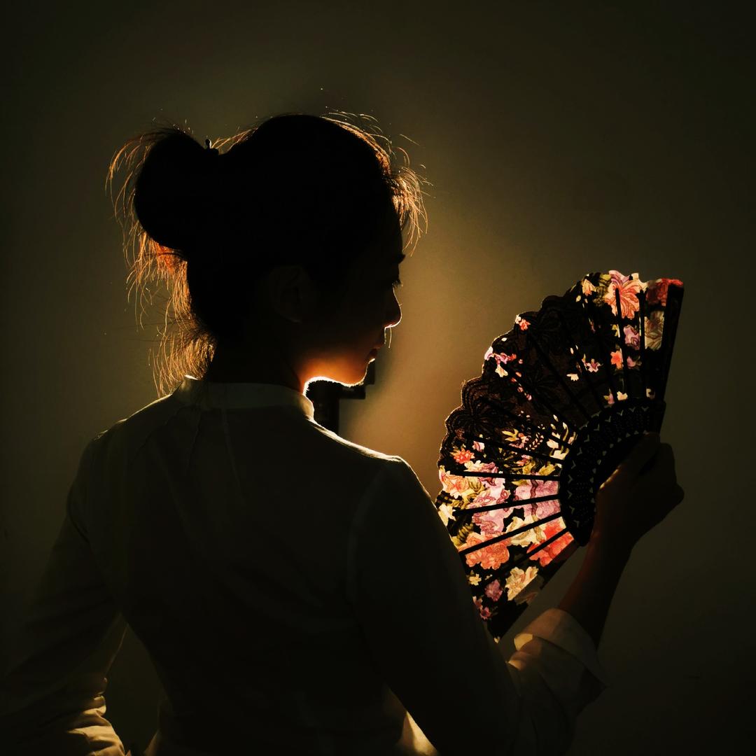 玲姜玲