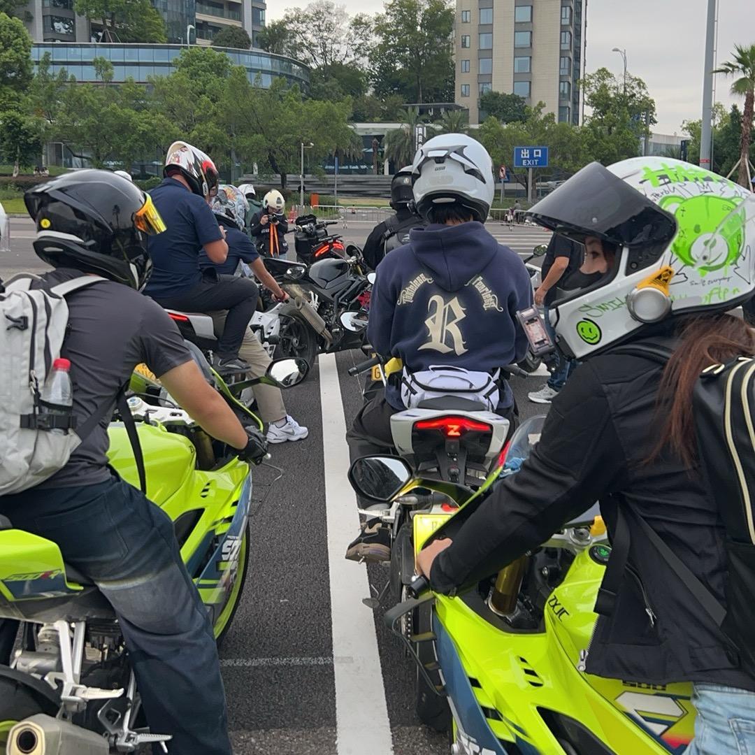 徐跛跛🏍️