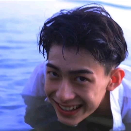江潮.