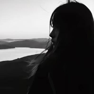 世界以痛吻我、