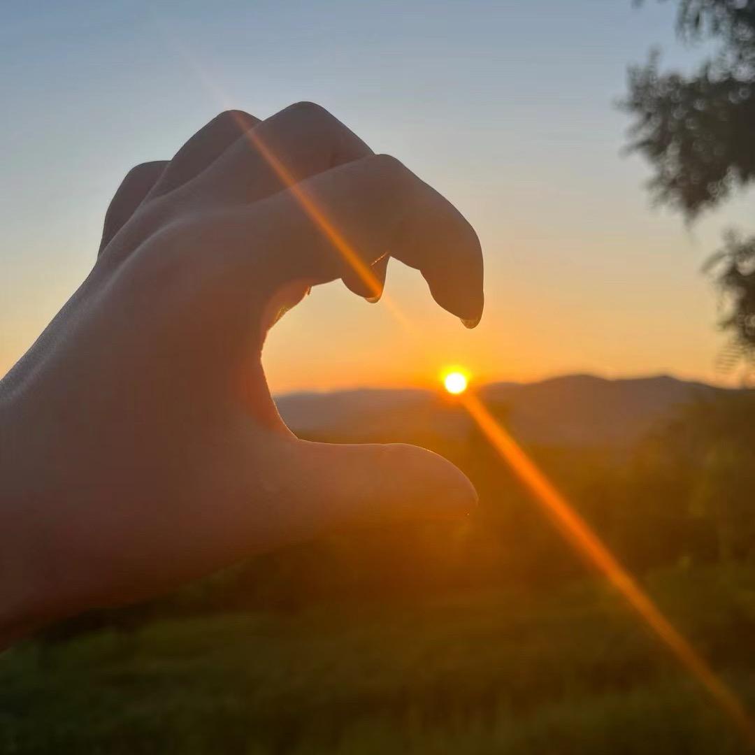 做自己的太阳🌞！