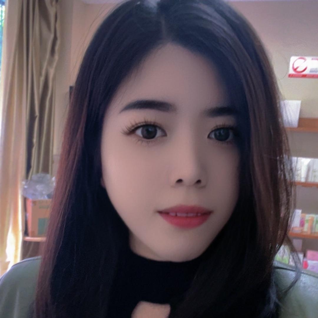 邓群《轻素栖花梩美妆护肤蓬溪县中店》