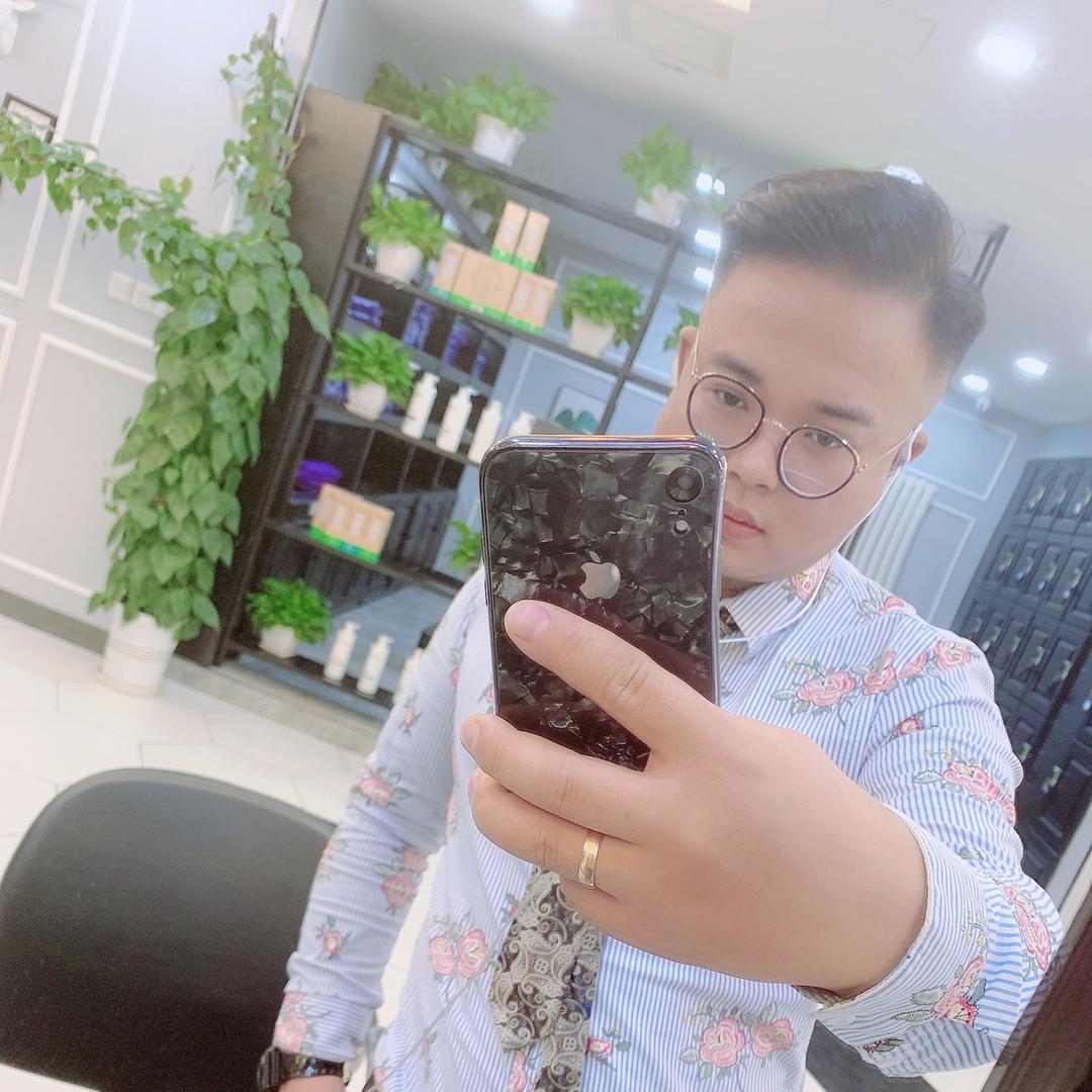 💫赫莎HairSalon-Mr殷