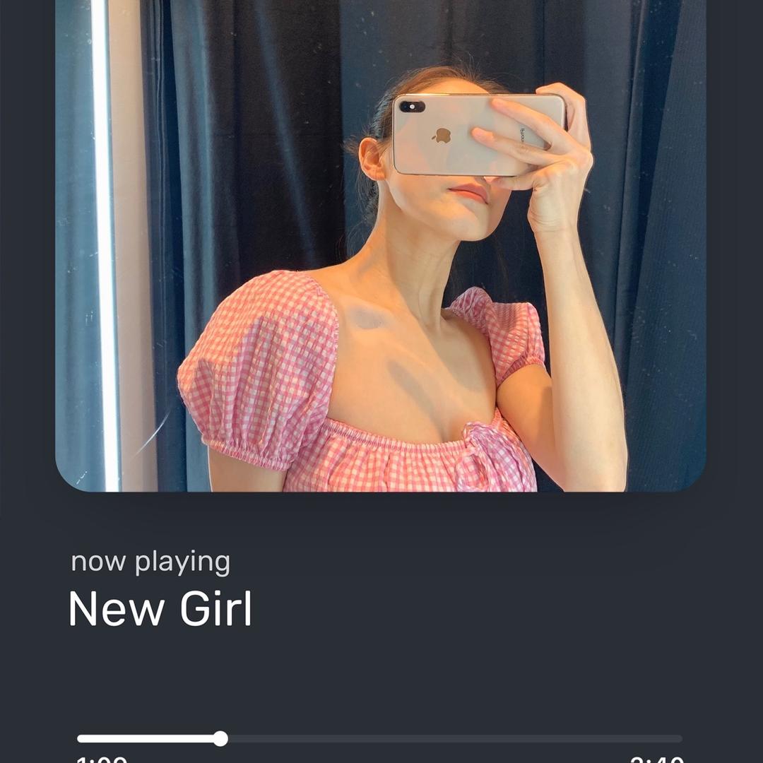 闫大大烤肉老板娘