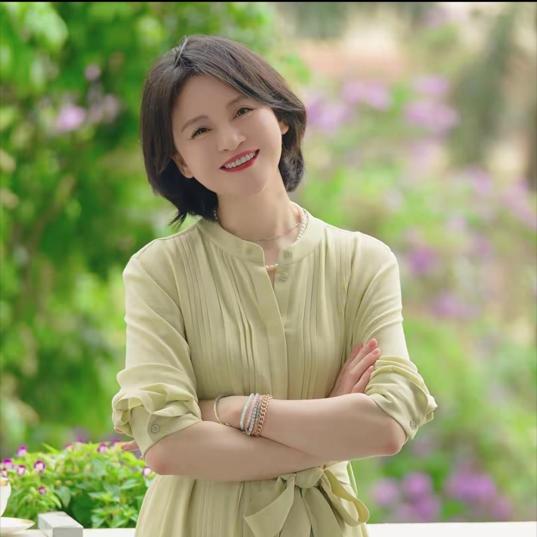 我是摩羯♑️时尚穿搭