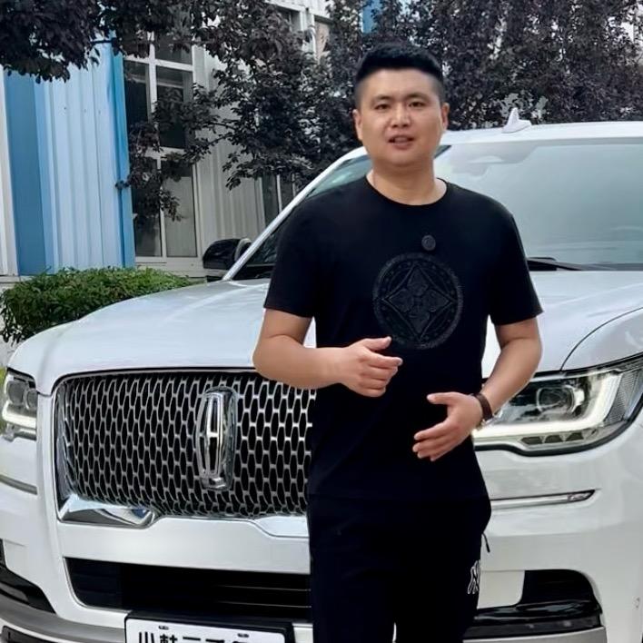 青岛小杜名车领航员中心