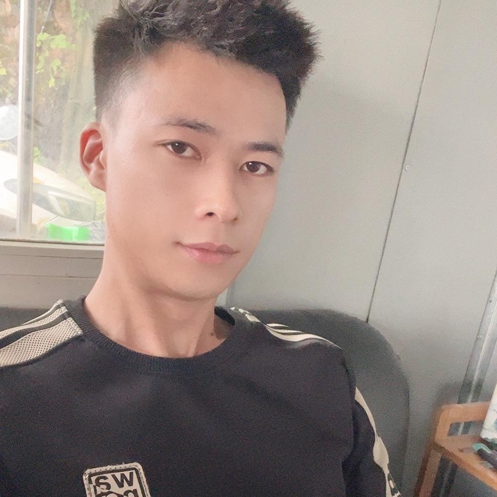 滇鲁小磊二手车