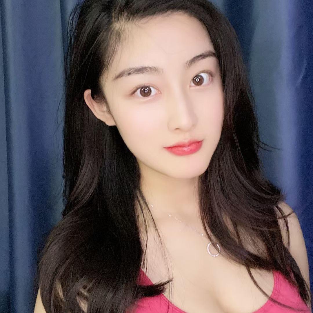 高艺漩