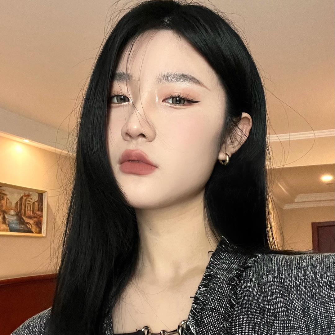 佳丽化妆室创始人 佳丽👩🏼‍🎨