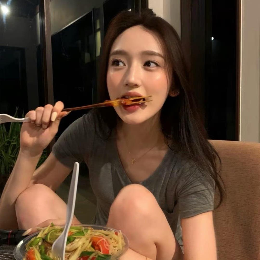 发呆小天才🖤