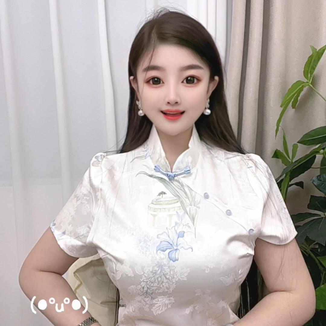 凡凡🎤爱唱歌